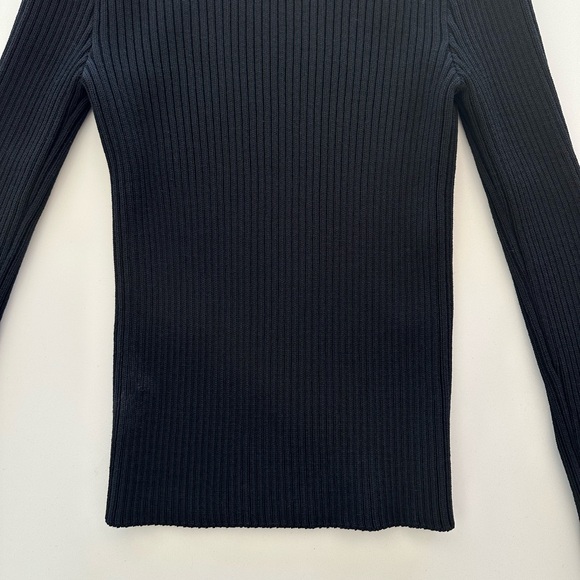 Bottega Veneta Pre-Fall20 Utility Turtleneck - Picture 4 of 8